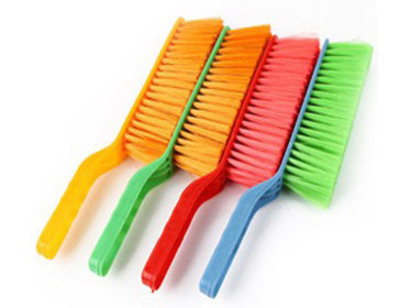 高效清潔，物美價廉 廠家直銷塑料長柄除塵床刷與掃帚批發(fā)指南